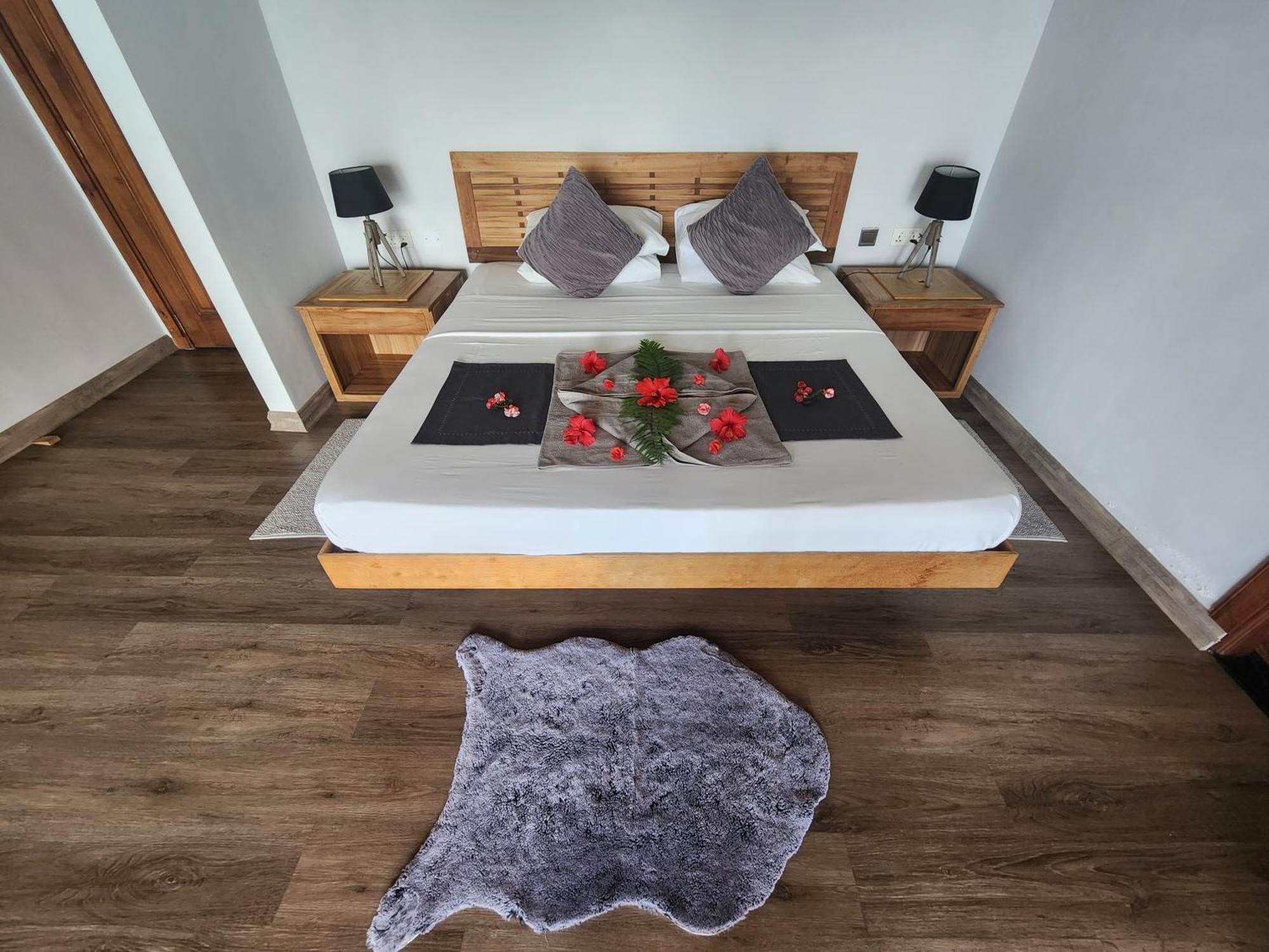 Marquise & Infinity Villas Glacis  Esterno foto