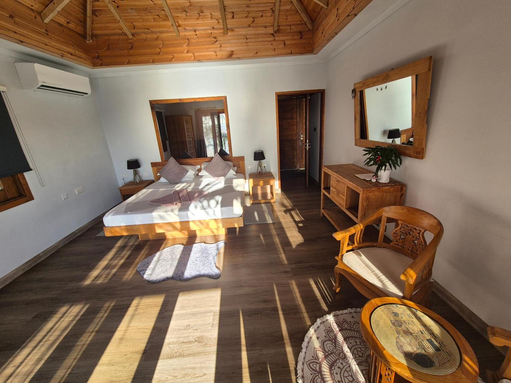 Marquise & Infinity Villas Glacis  Esterno foto